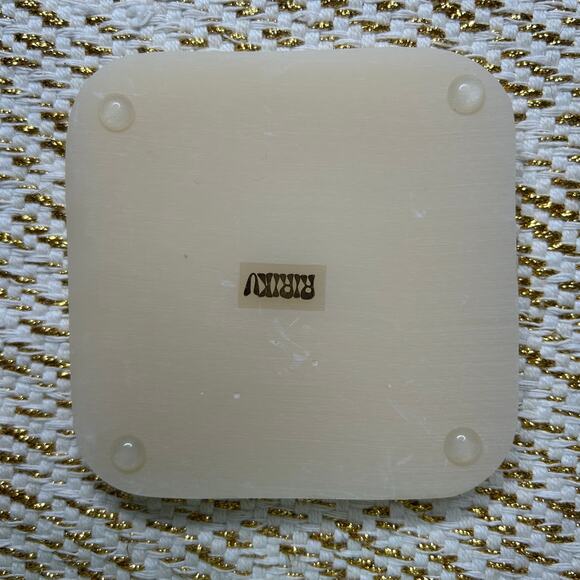 Ririku Resin Coasters Set 4-Pack 4"‎ x 4" Non-Slip Easy Clean NIB - Picture 3 of 5